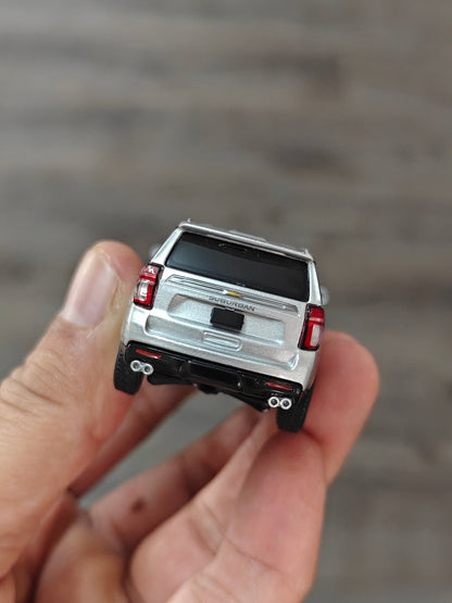 Massdi Chevrolet Suburban SUV CVL 1002 (Open Box) - Kinder Logs