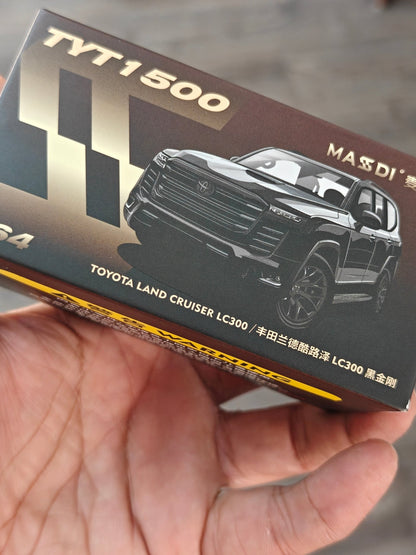 Massdi Toyota Land Cruiser LC300 Black Edition - Kinder Logs