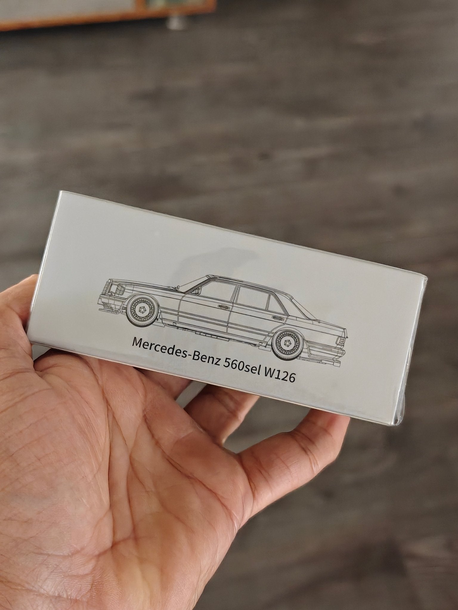 Master Mercedes - Benz 560SEL W126 - White (Sealed Box) - Kinder Logs