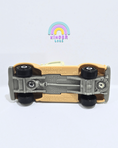 Matchbox 1940 Dodge V - Series Truck - Beige (Uncarded) - Kinder Logs