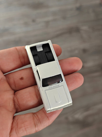 Matchbox 1961 Ford Falcon Ranchero - White (Uncarded - New) - Kinder Logs