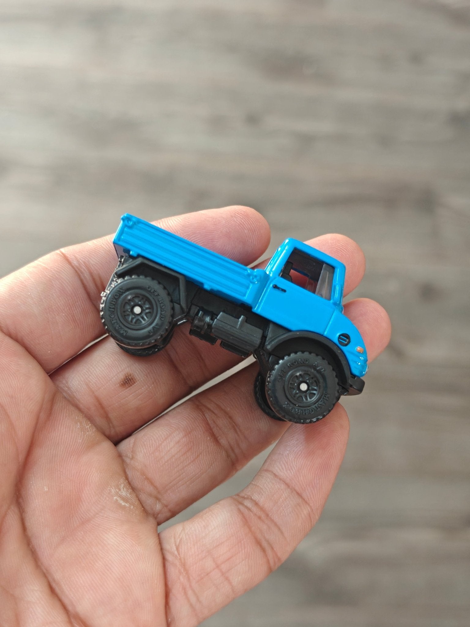 Matchbox 1963 Mercedes UNIMOG 406 - Blue (Uncarded - New) - Kinder Logs