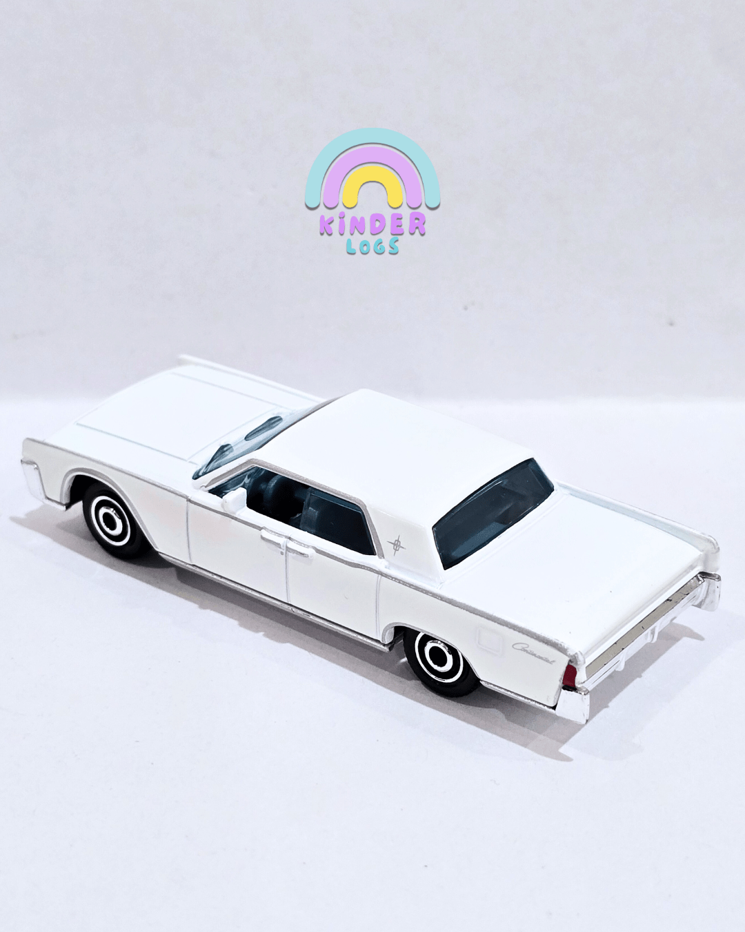 Matchbox 1964 Lincoln Continental - White (Uncarded - New) - Kinder Logs