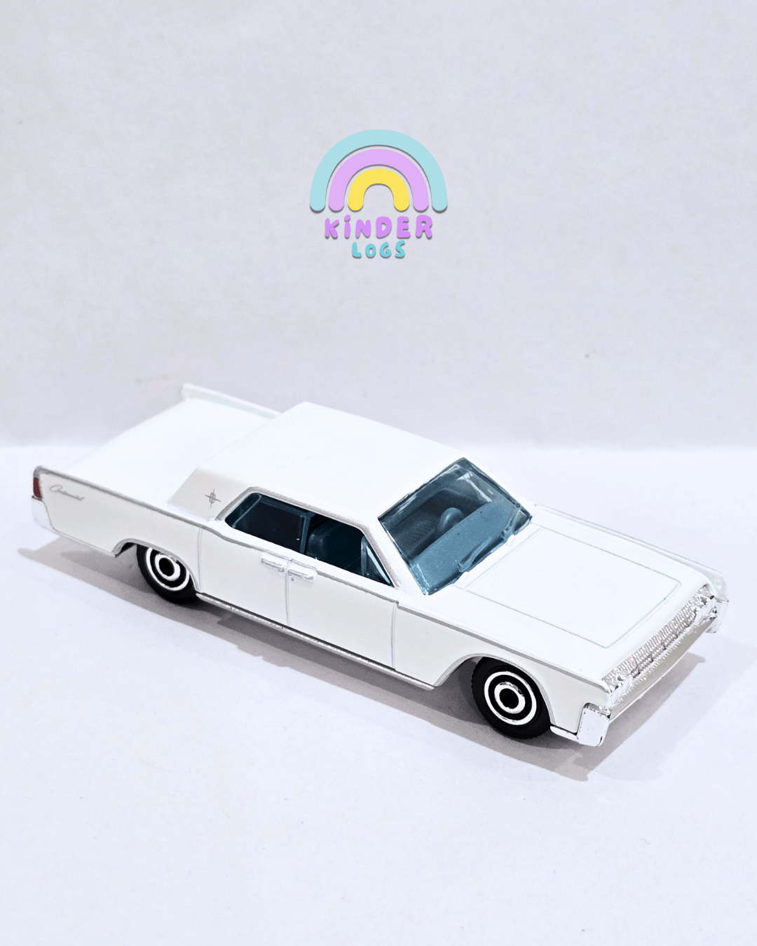 Matchbox 1964 Lincoln Continental - White (Uncarded - New) - Kinder Logs