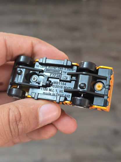 Matchbox 1966 Land Rover Gen II Safari Park (Uncarded - New) - Kinder Logs