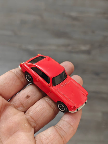 Matchbox 1971 MGB GT Coupe - Red (Uncarded - New) - Kinder Logs