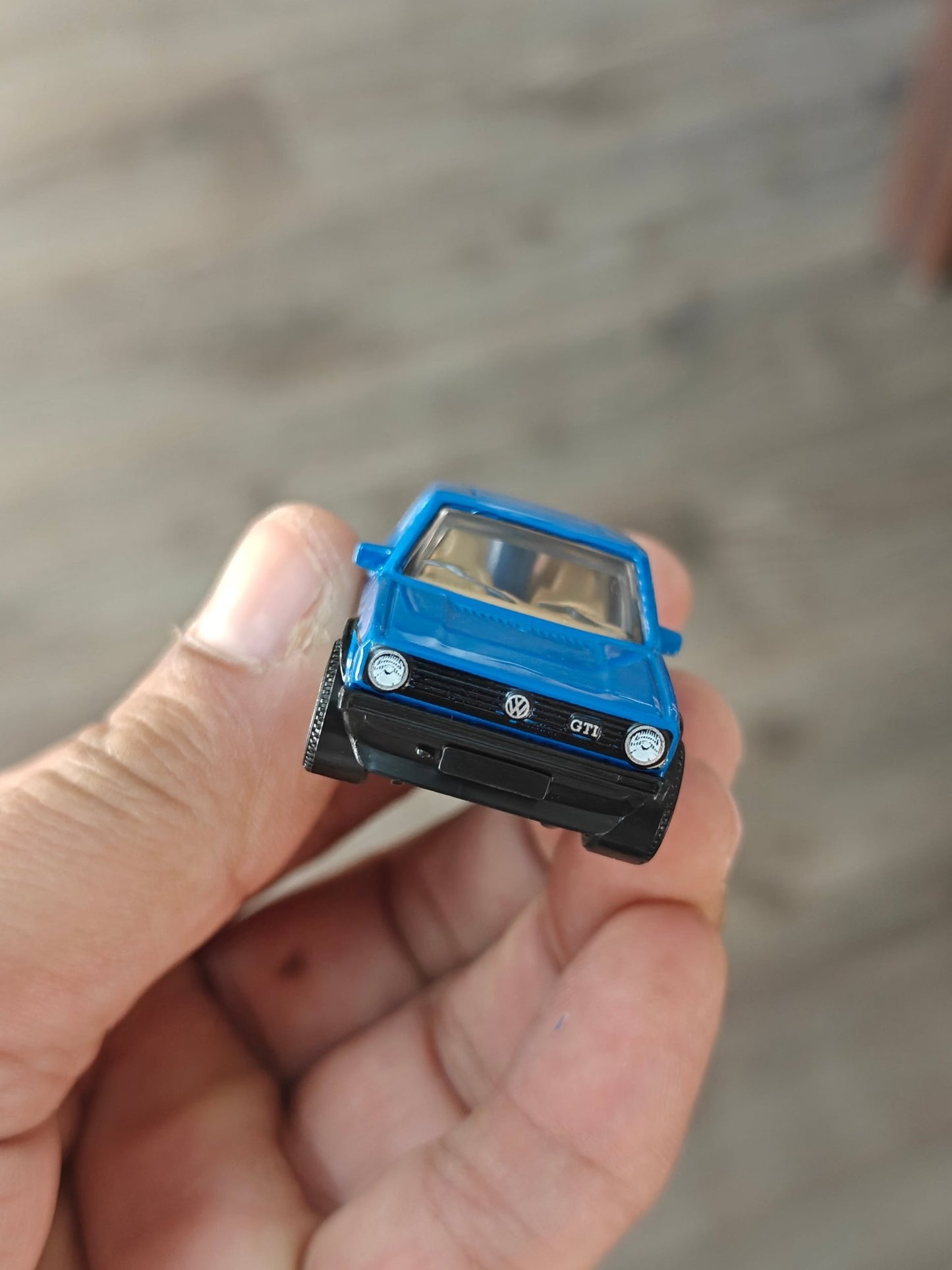 Matchbox 1976 Volkswagen Golf MK1 GTI - Blue (Uncarded - New) - Kinder Logs