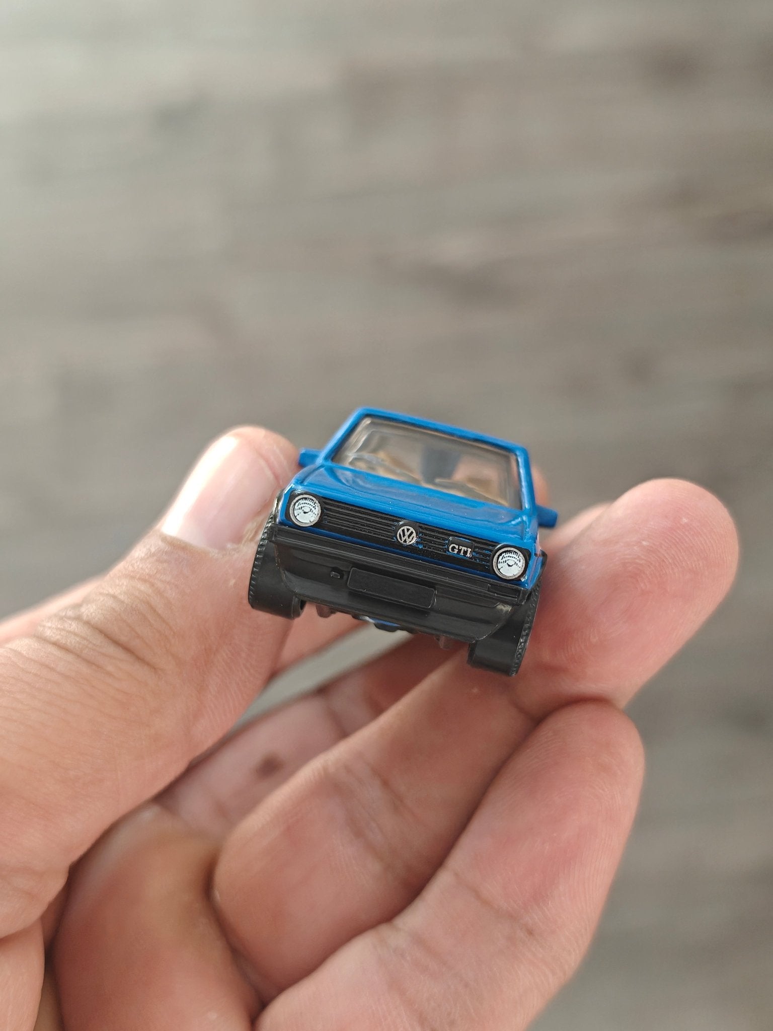 Matchbox 1976 Volkswagen Golf MK1 GTI - Blue (Uncarded - New) - Kinder Logs