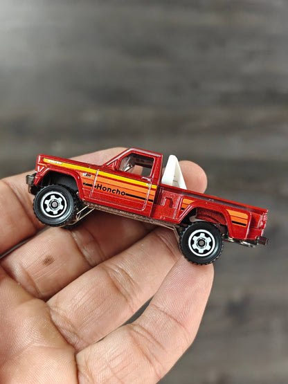 Matchbox 1980 Jeep J10 Stepside - Red (Uncarded - New) - Kinder Logs
