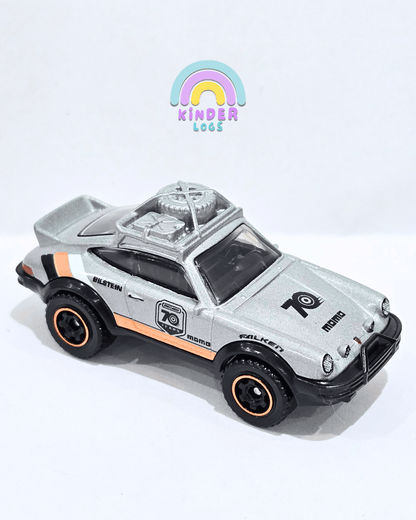 Matchbox 1985 Porsche 911 Rally 70 Years Edition (Uncarded - New) - Kinder Logs