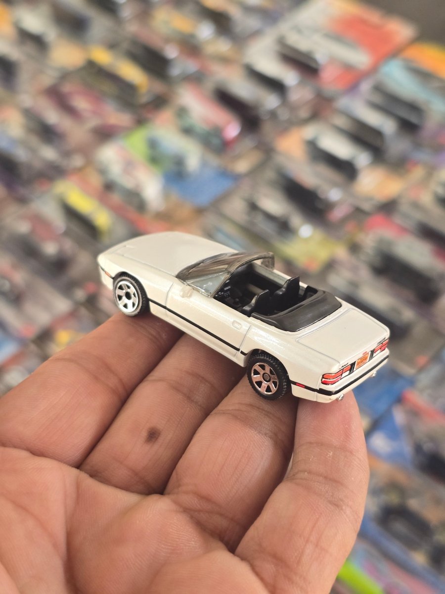 Matchbox 1988 Mazda RX7 - Moving Parts (Uncarded) - Kinder Logs