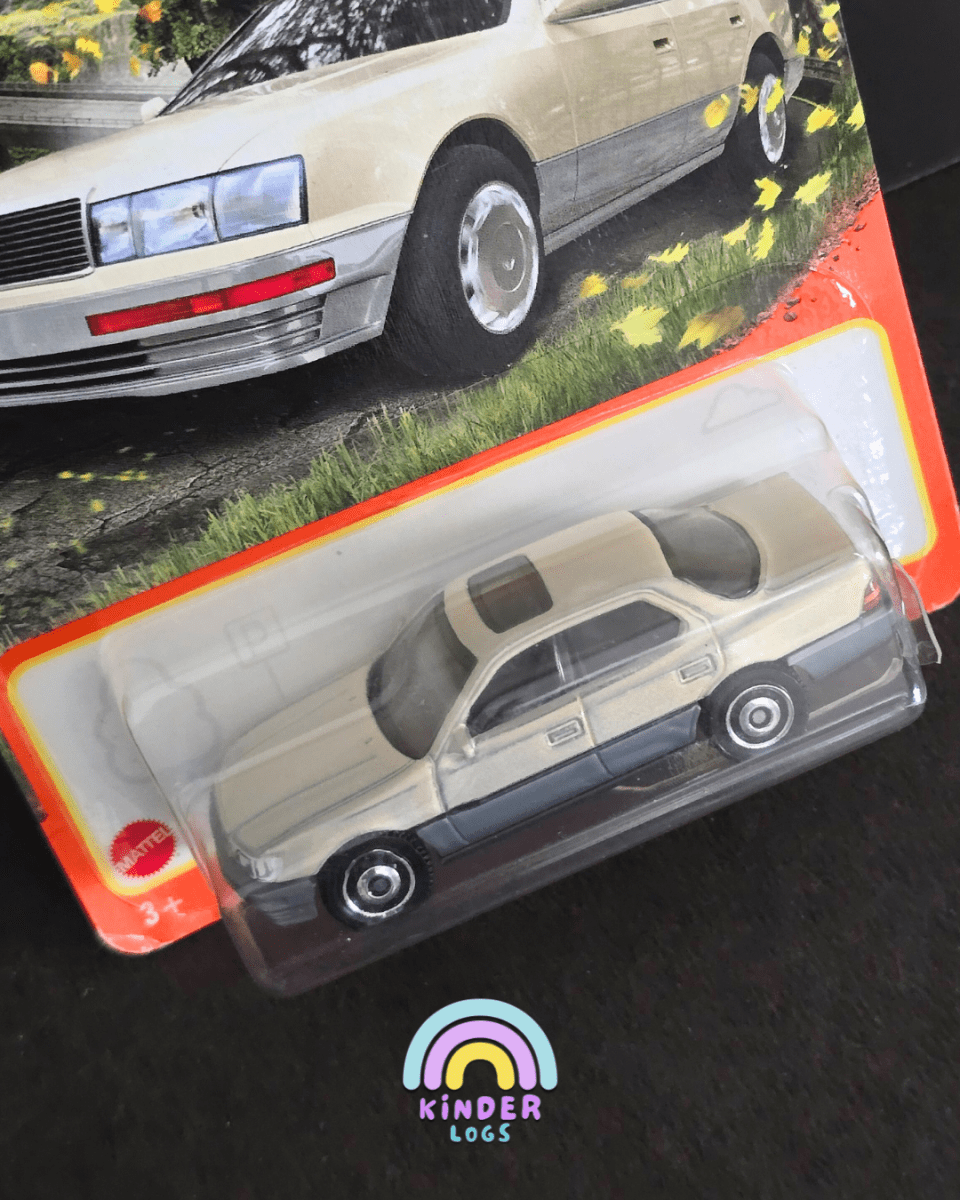 Matchbox 1994 Lexus LS400 - Beige (Cracked Blister) - Imported - Kinder Logs