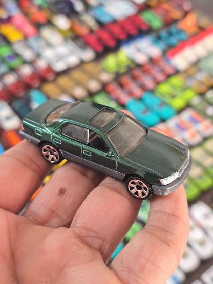 Matchbox 1994 Lexus LS400 - Dark Green (Uncarded - New) - Kinder Logs