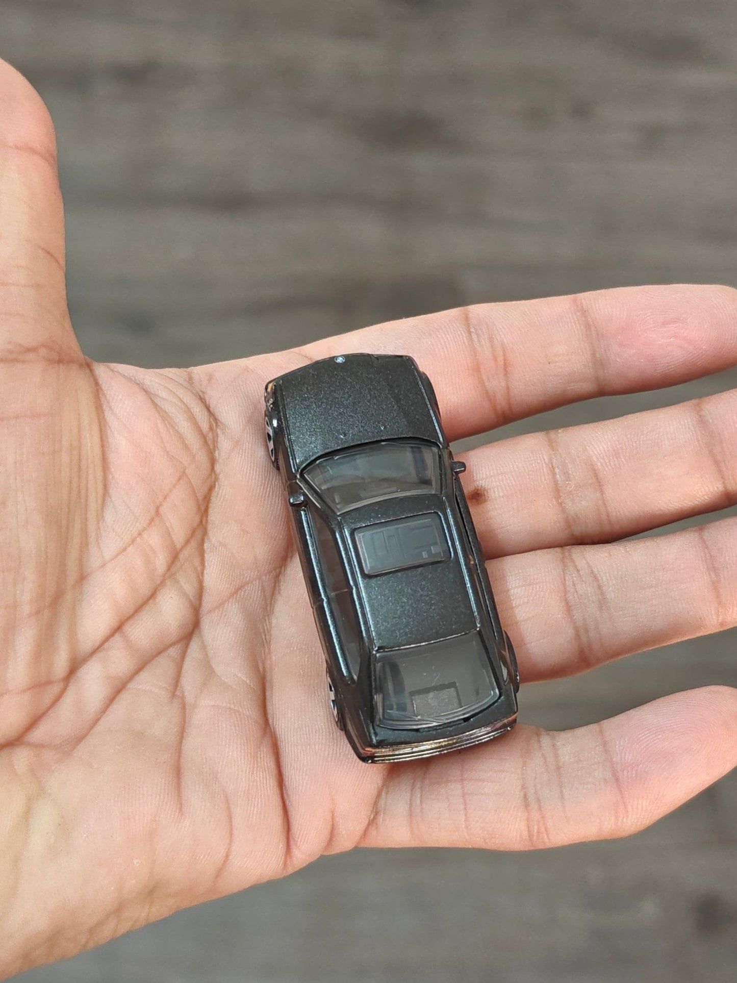 Matchbox 1995 BMW 318 Ti - Black (Uncarded - New) - Kinder Logs