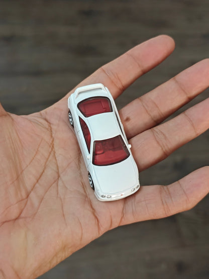 Matchbox 1997 Acura Integra Type R - White (Uncarded - New) - Kinder Logs