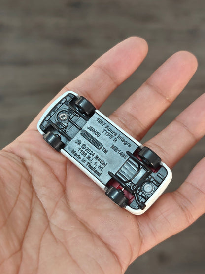 Matchbox 1997 Acura Integra Type R - White (Uncarded - New) - Kinder Logs