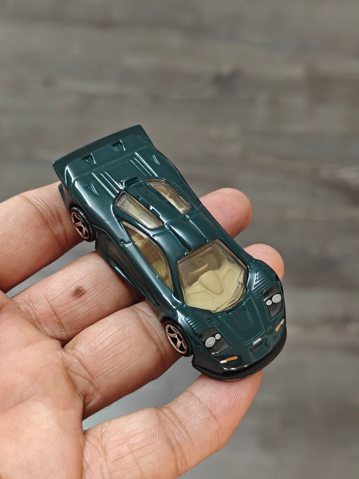 Matchbox 1997 McLaren F1 GT - Dark Green (Uncarded - New) - Kinder Logs