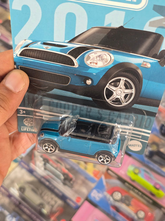 Matchbox 2010 Mini Cooper S Cabrio (Imported) - Kinder Logs
