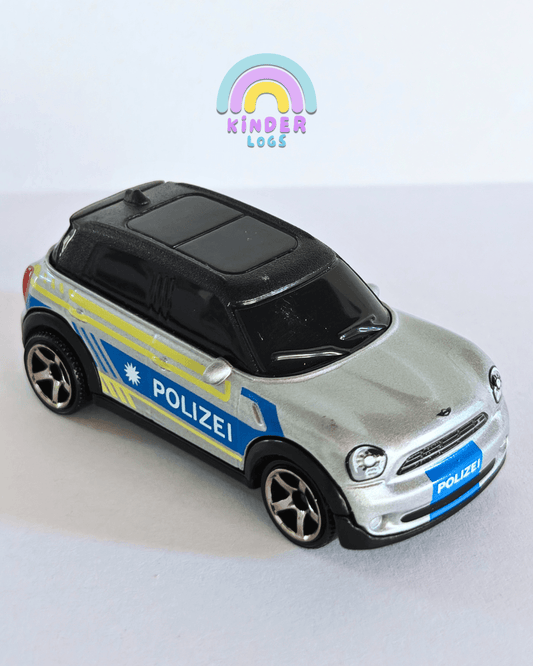 Matchbox 2011 Mini Cooper Countryman - Minor Scratches (Uncarded) - Kinder Logs