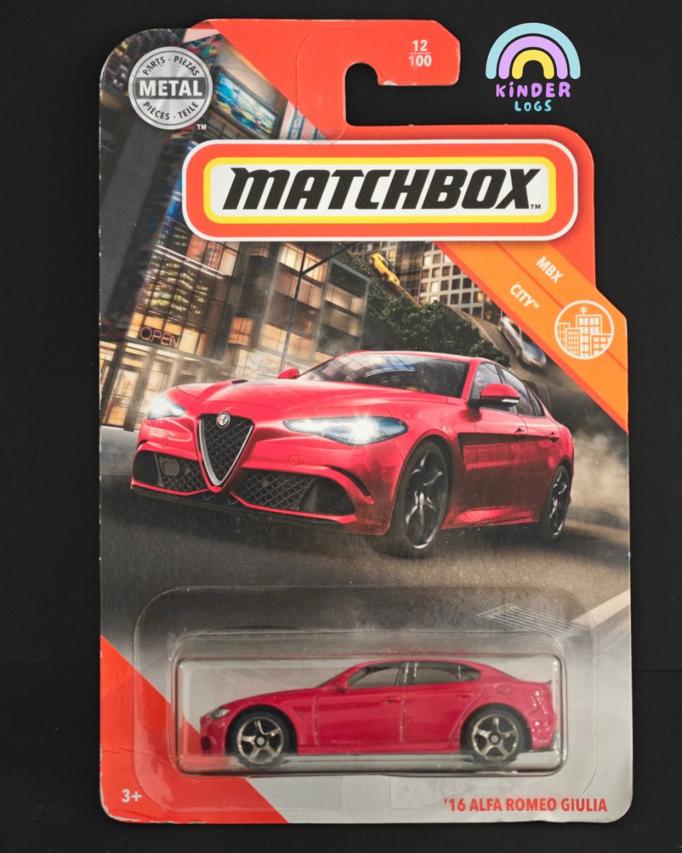 Voiture Miniature Matchbox 1/64 - Alfa Romeo Giulia 2016 - Série Italy - Bleu - Neuf
