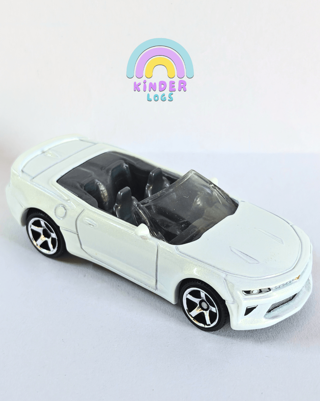 Matchbox 2016 Chevrolet Camaro Convertible - White (Uncarded - New) - Kinder Logs