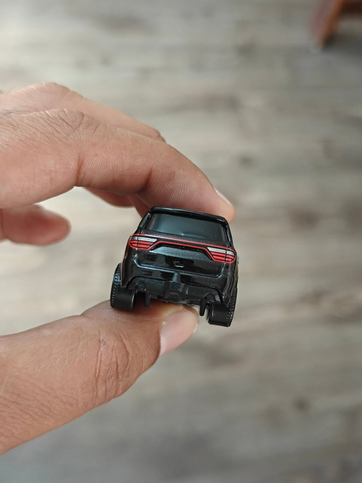 Matchbox 2018 Dodge Durango - Black (Uncarded - New) - Kinder Logs
