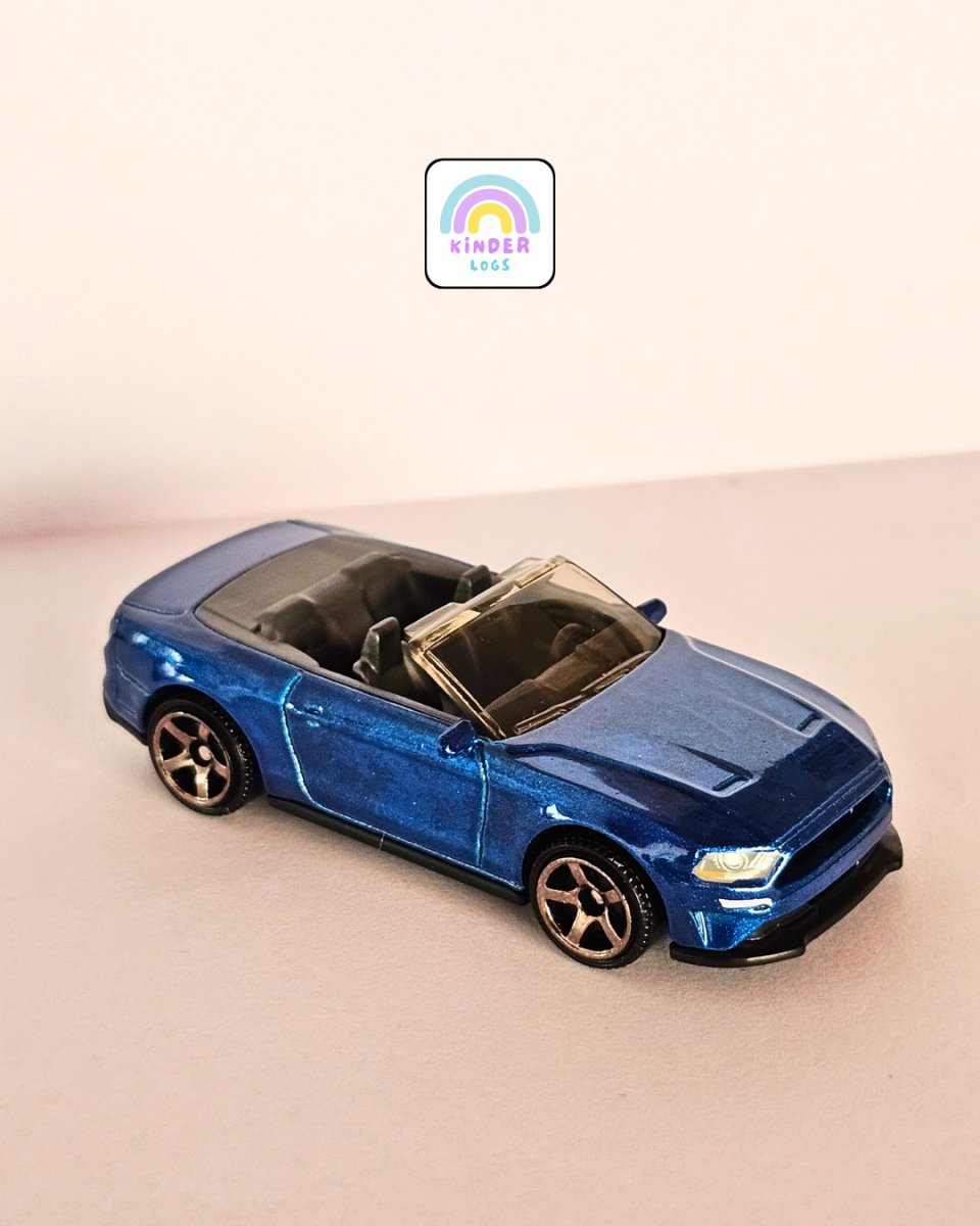 Matchbox 2018 Ford Mustang Convertible (Uncarded) - Kinder Logs