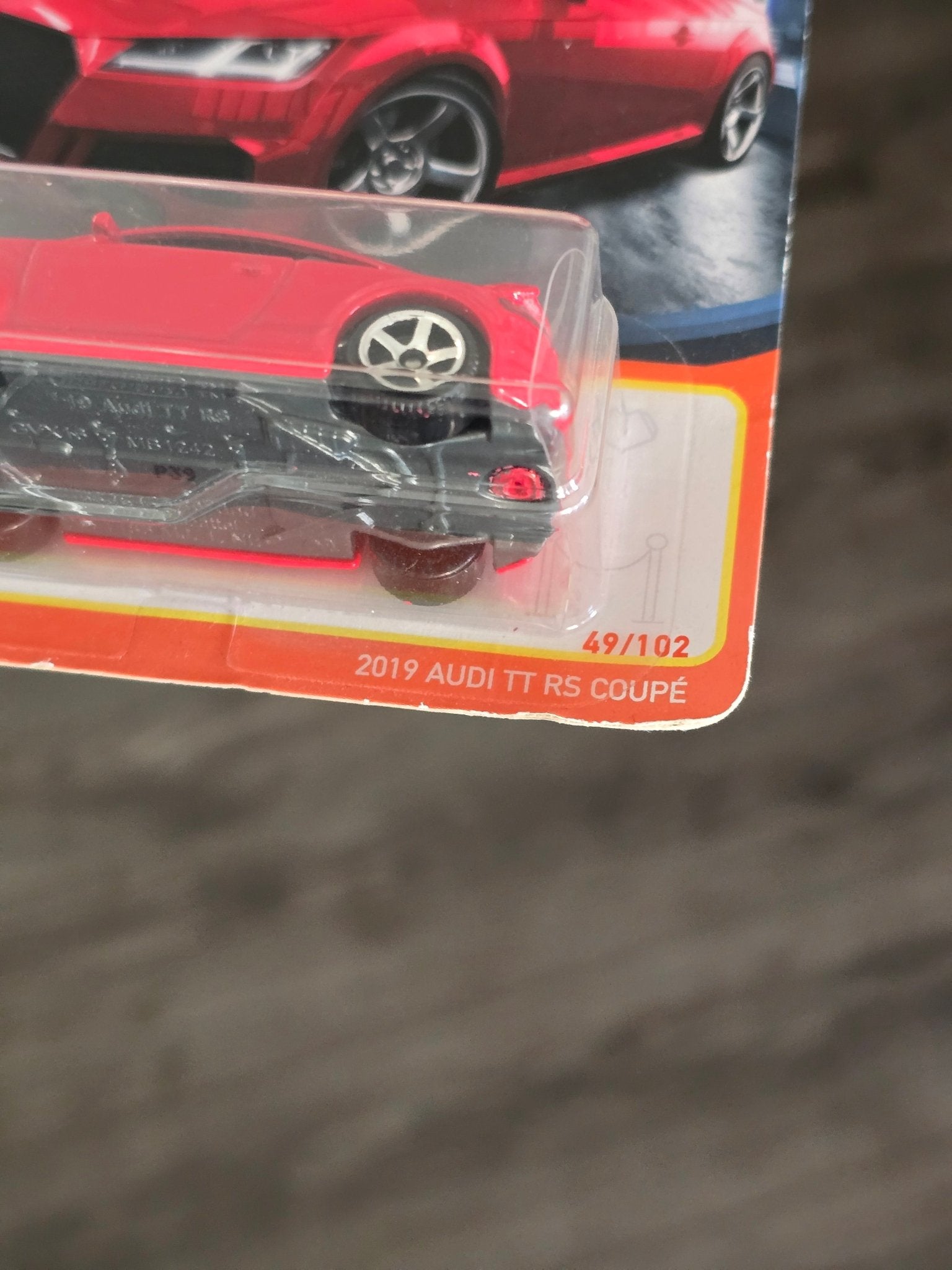 Matchbox 2019 Audi TT RS Coupe - Red (Imported) - Kinder Logs