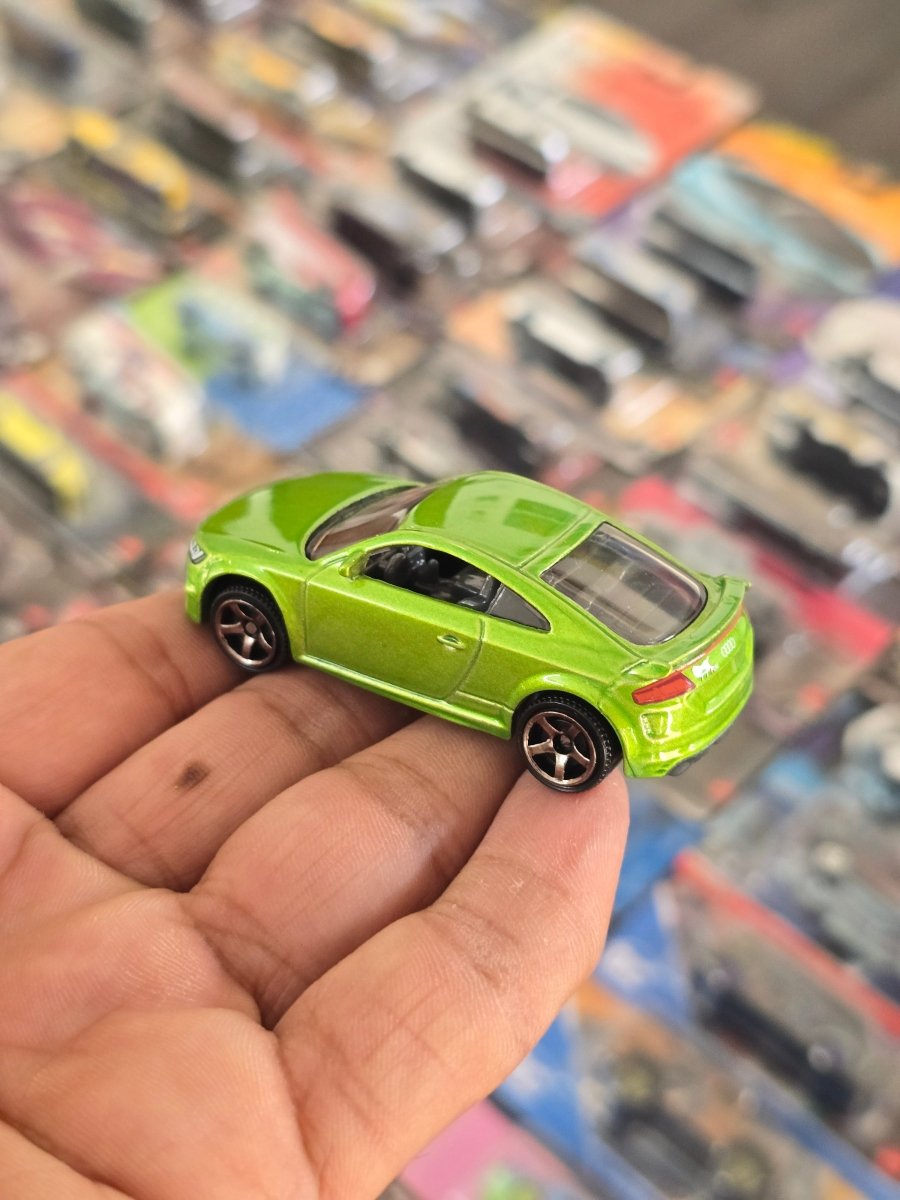 Matchbox 2019 Audi TT RS Coupe (Uncarded) - Kinder Logs