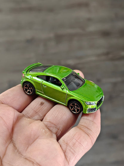 Matchbox 2019 Audi TT RS Coupe (Uncarded - New) - Kinder Logs