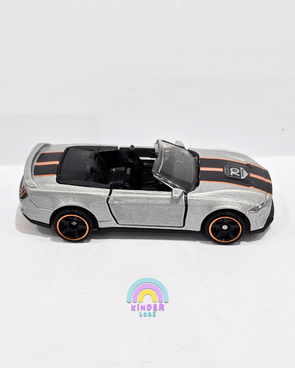 Matchbox 2019 Ford Mustang Convertible - Moving Parts (Uncarded) - Kinder Logs