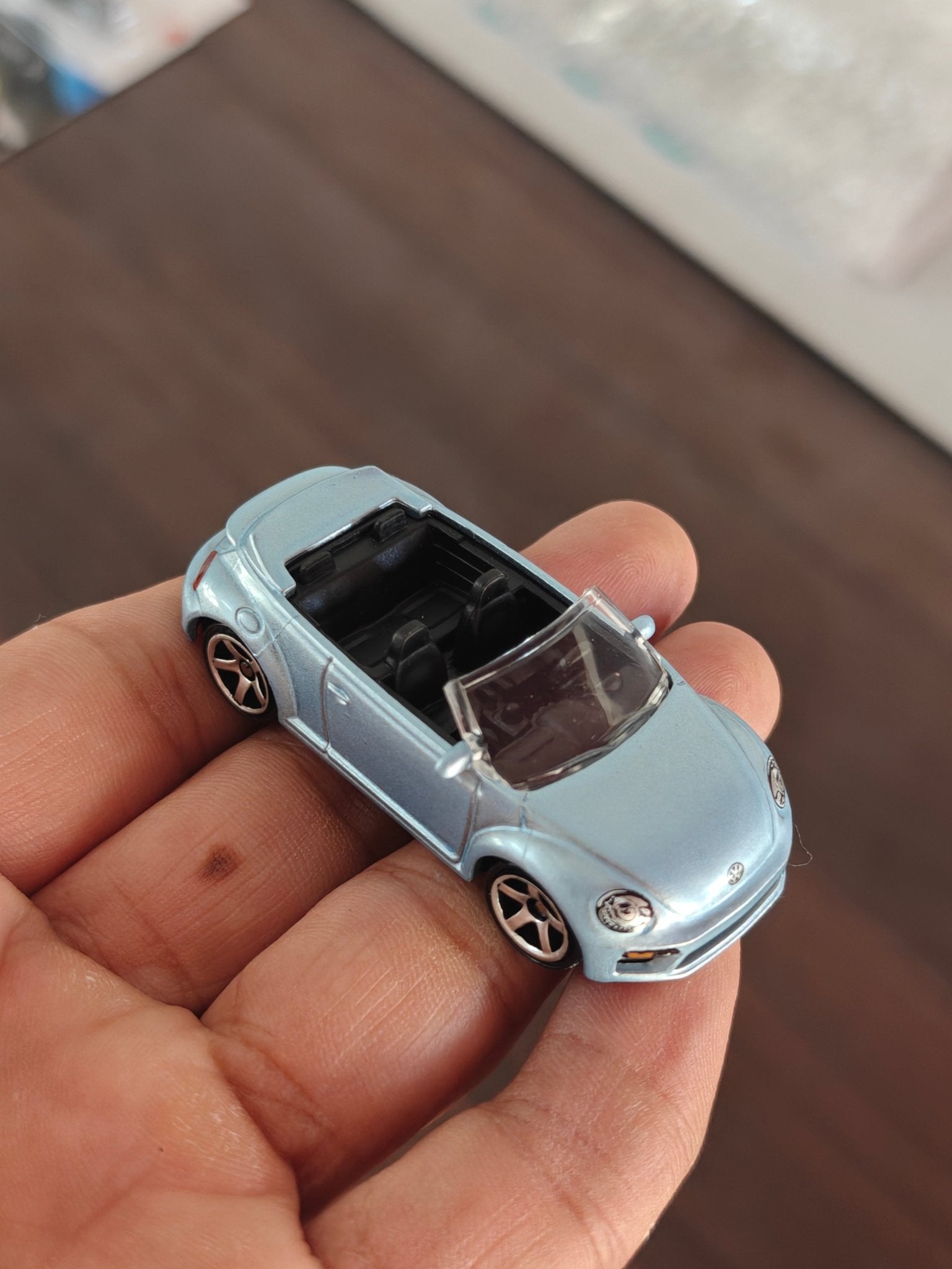 Matchbox 2019 VW Beetle Convertible - Light Blue (Uncarded - New) - Kinder Logs