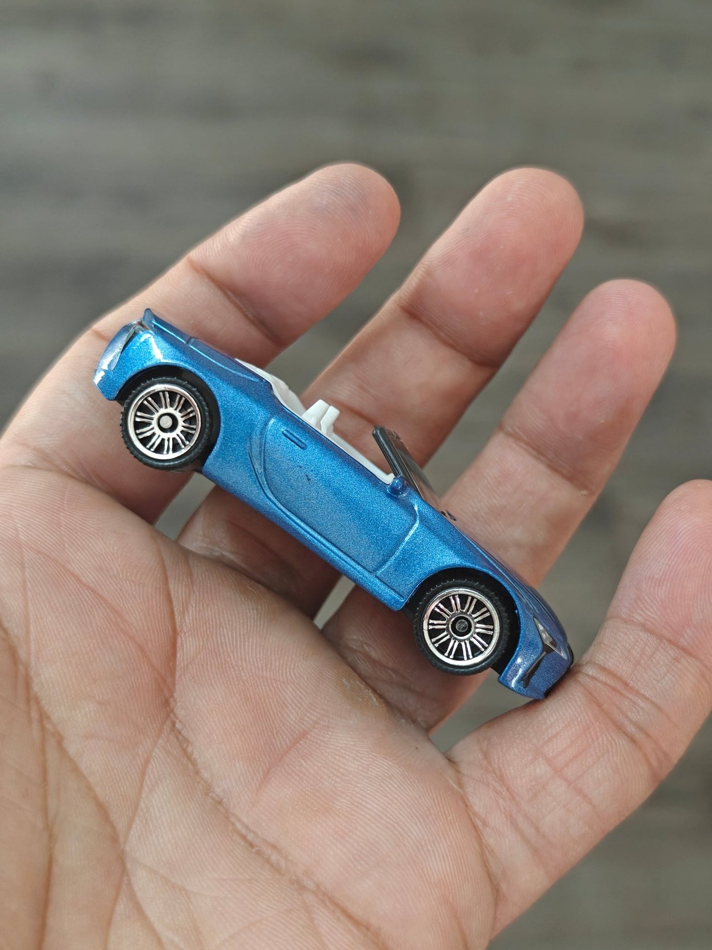 Matchbox 2021 Lexus LC 500 - Blue (Uncarded) - Kinder Logs