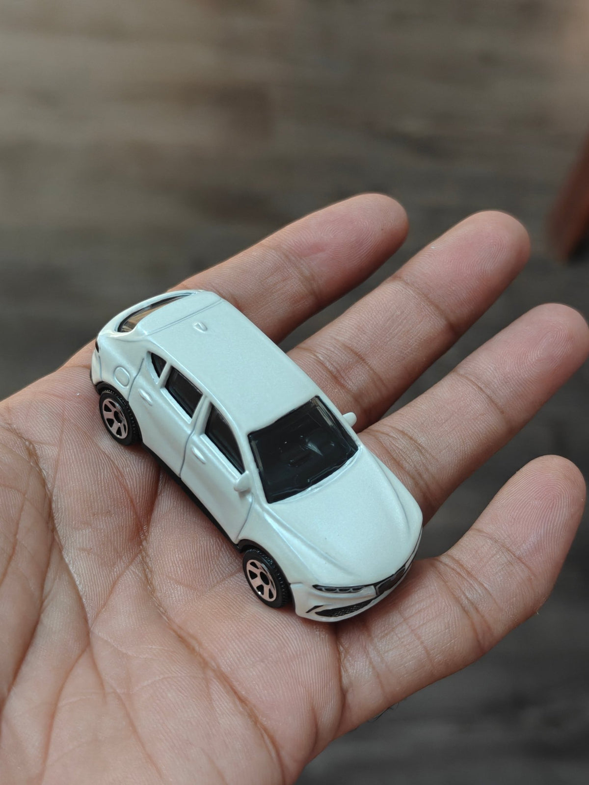 Matchbox 2023 Alfa Romeo Tonale - White (Uncarded - New) - Kinder Logs