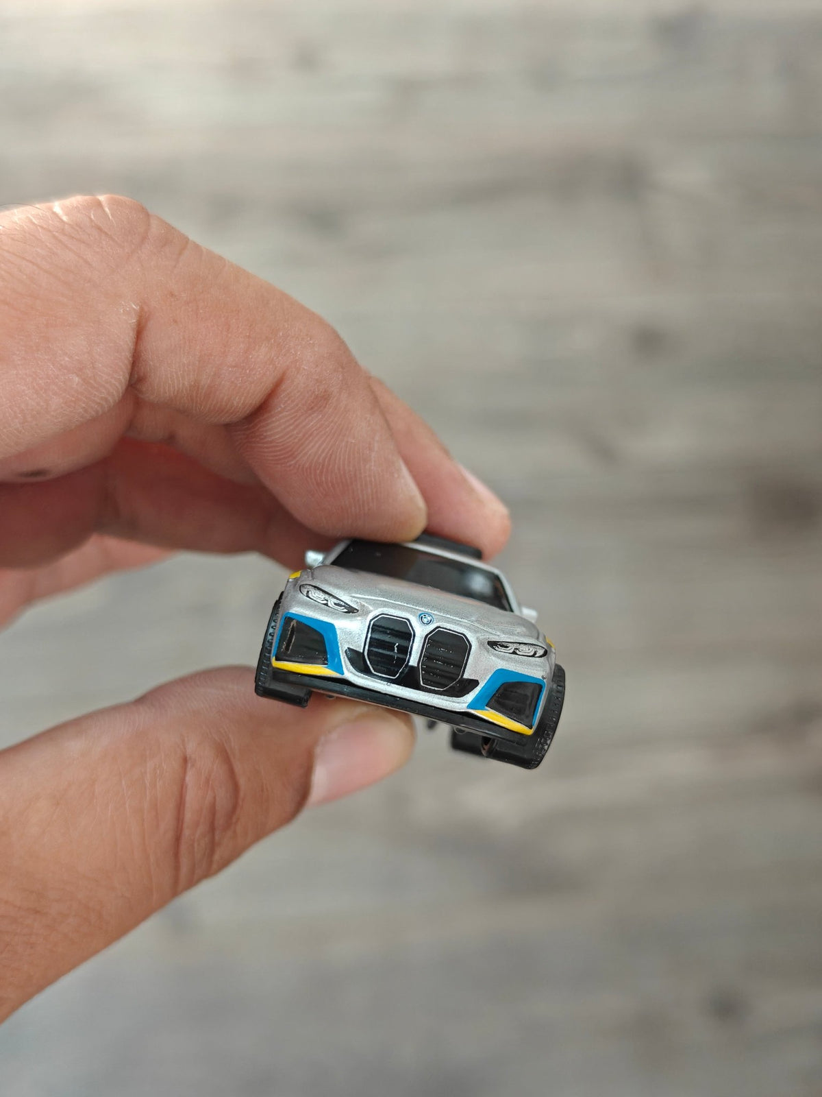 Matchbox 2023 BMW i4 Police Car - Silver (Uncarded - New) - Kinder Logs