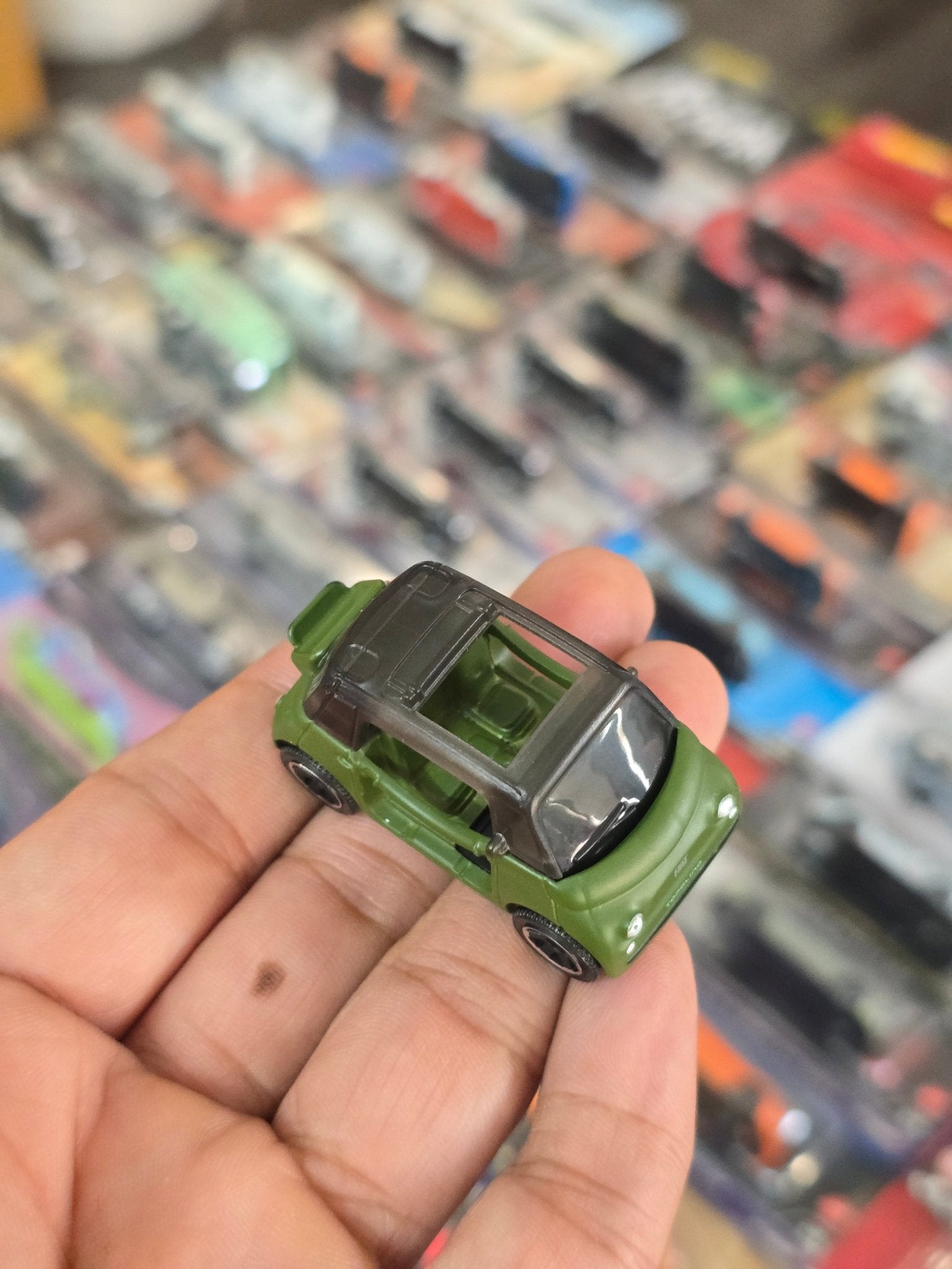 Matchbox 2024 Fiat 500 Topolino - Green (Uncarded) - Kinder Logs