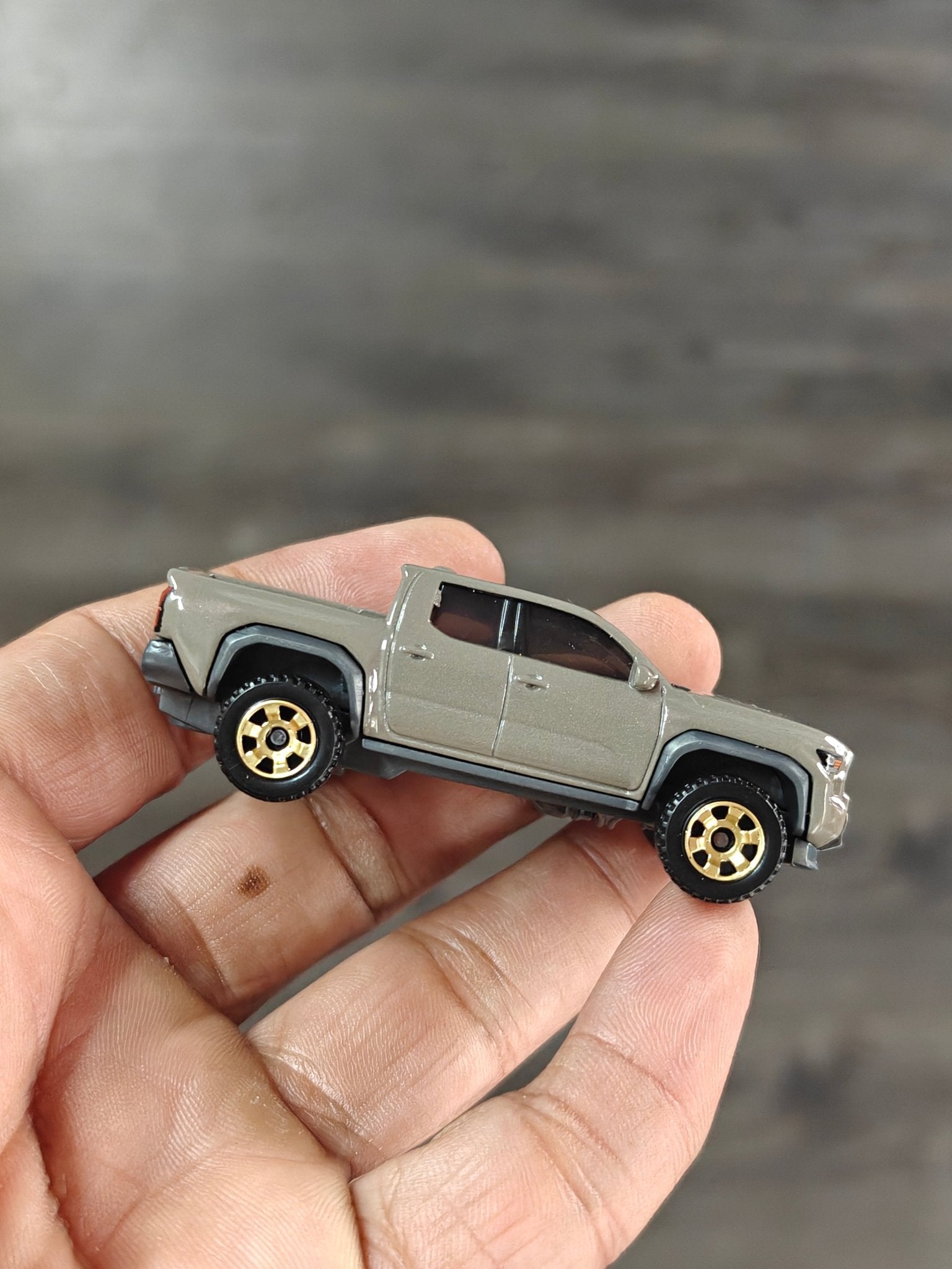 Matchbox 2024 Toyota Tacoma (Uncarded - New) - Kinder Logs