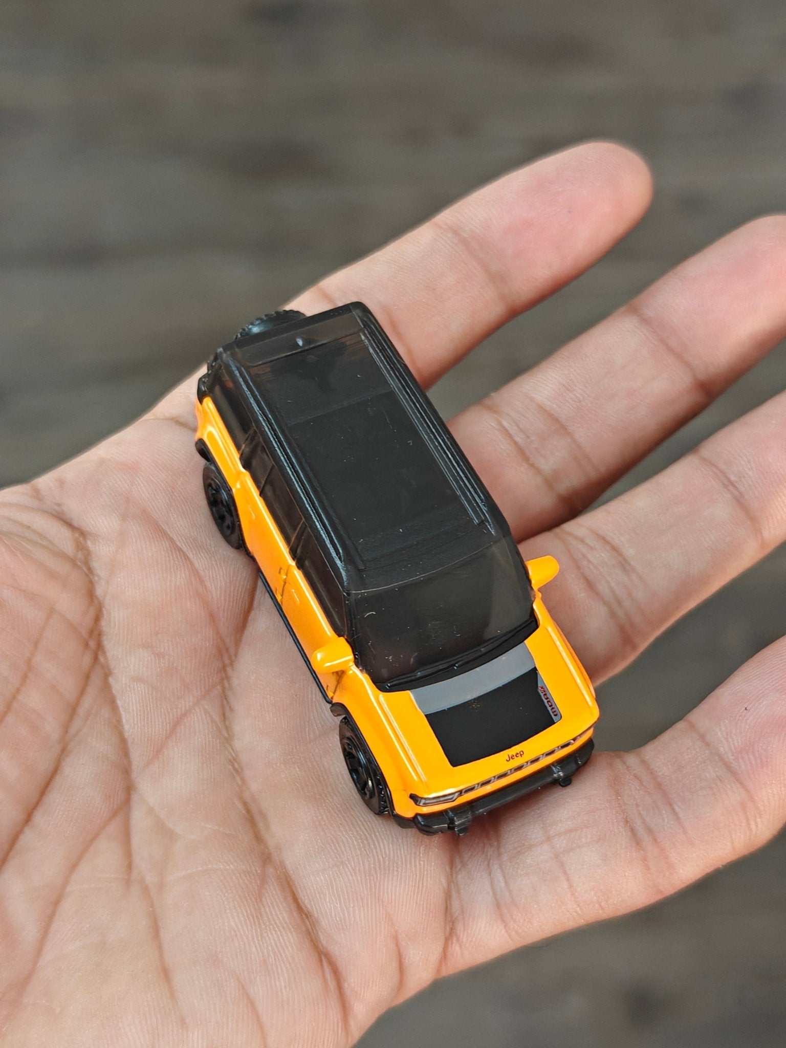 Matchbox 2025 Jeep Recon - Orange (Uncarded - New) - Kinder Logs