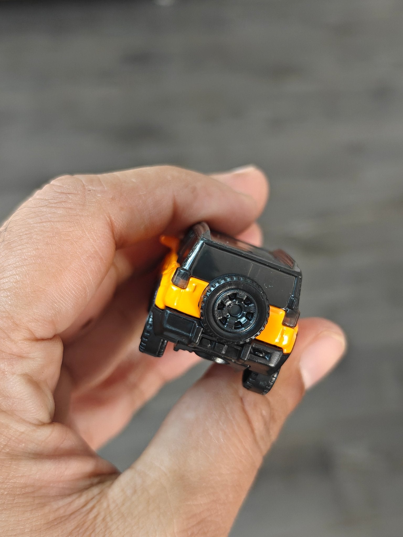 Matchbox 2025 Jeep Recon - Orange (Uncarded - New) - Kinder Logs