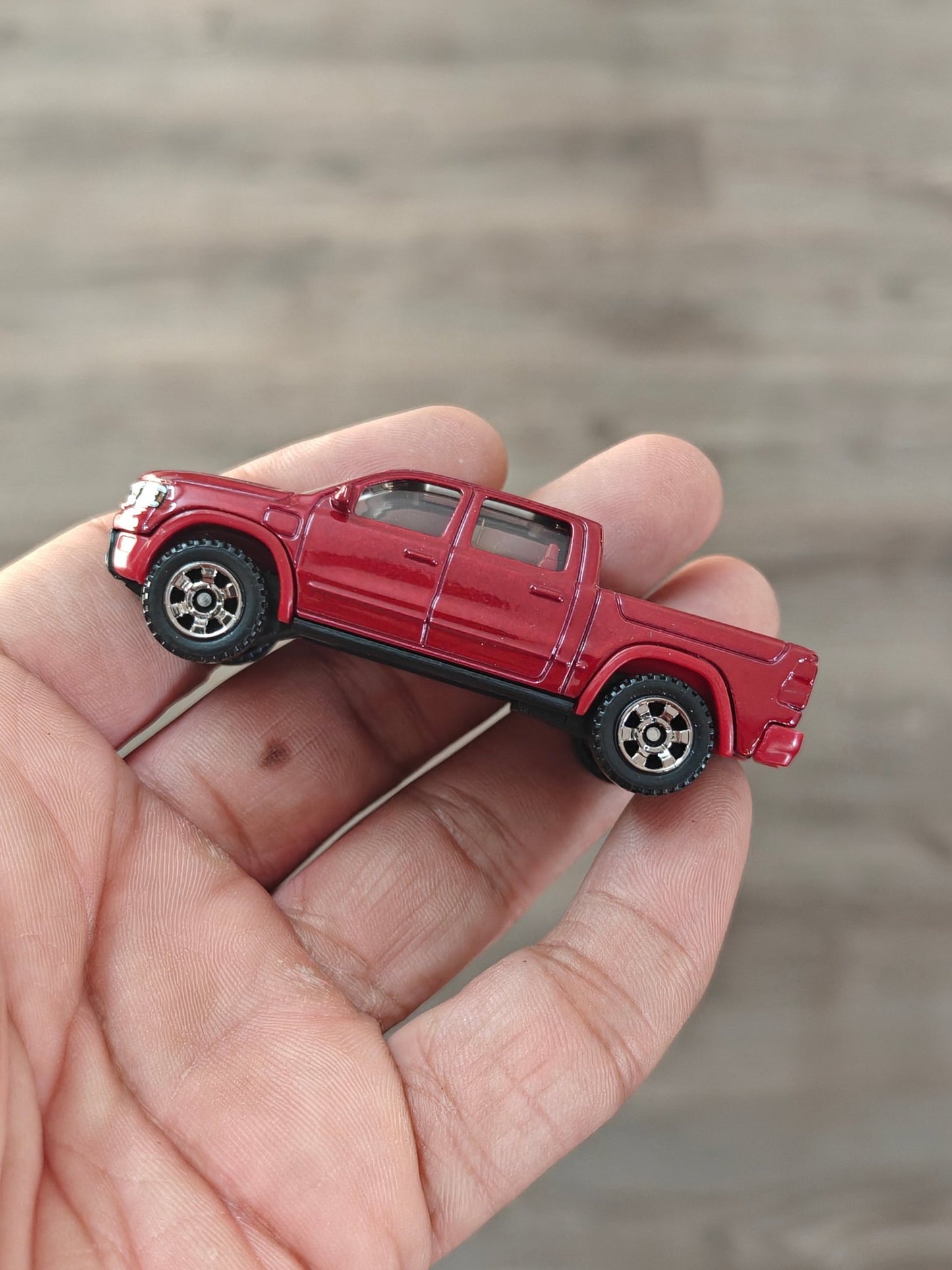Matchbox 2025 RAM REV - Red (Uncarded - New) - Kinder Logs
