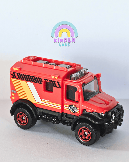 Matchbox 4x4 Scrambulance - Red (Uncarded - New) - Kinder Logs