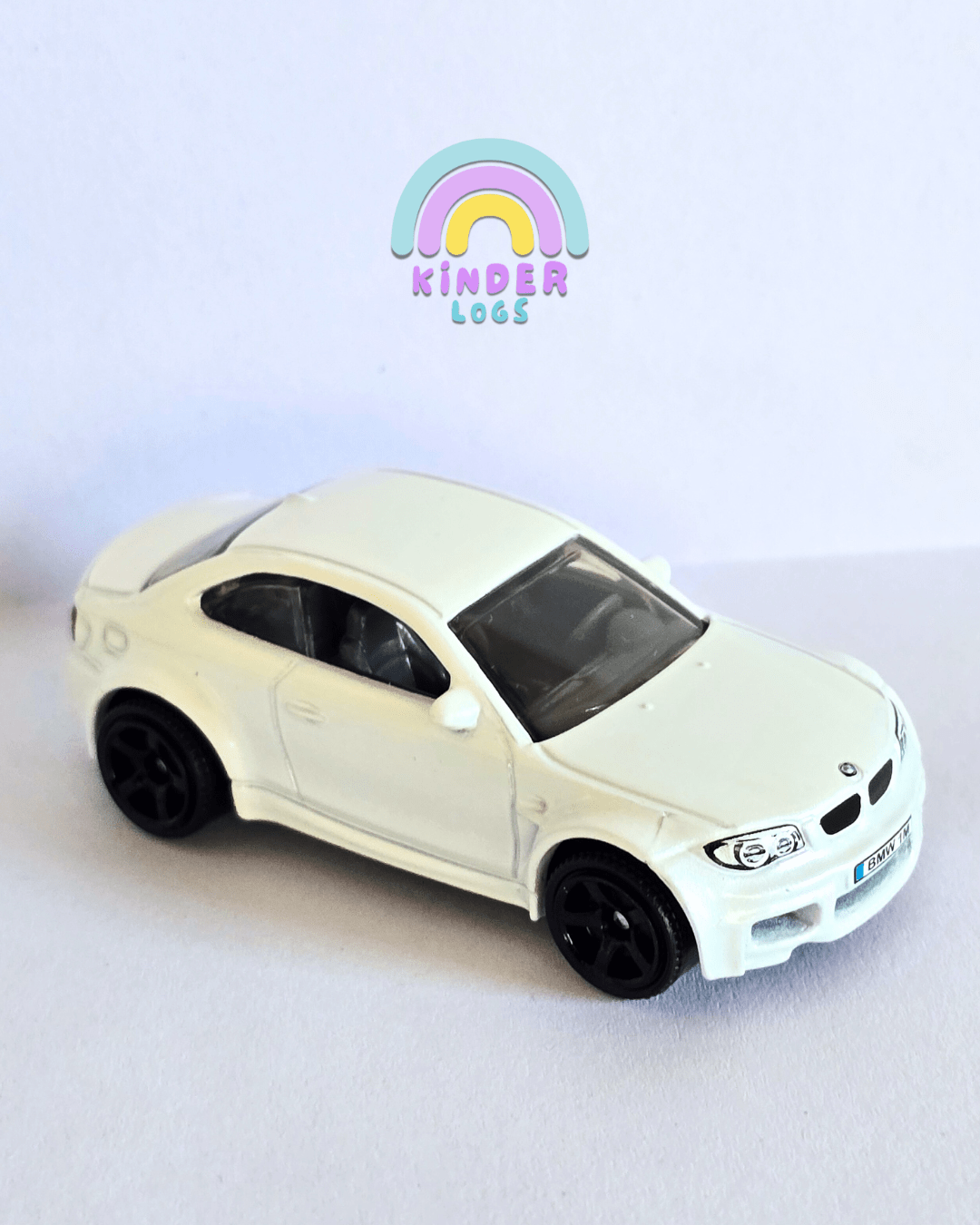 Matchbox BMW 1M - White (Uncarded - New) - Kinder Logs