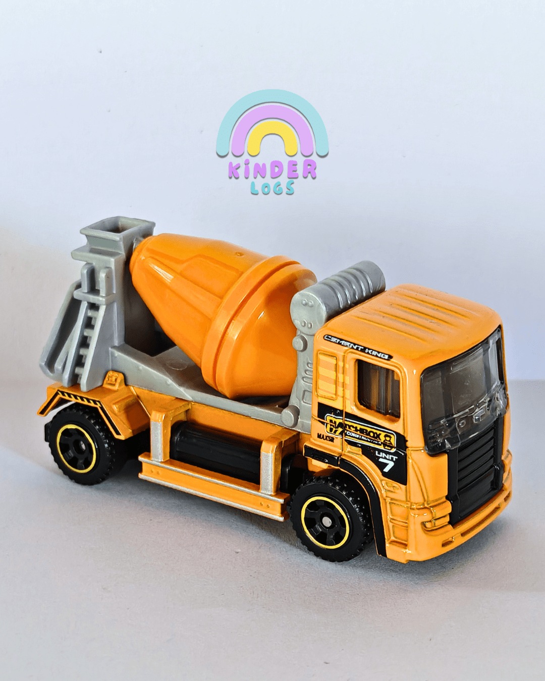 Matchbox Cement King - Orange (Uncarded - New) - Kinder Logs
