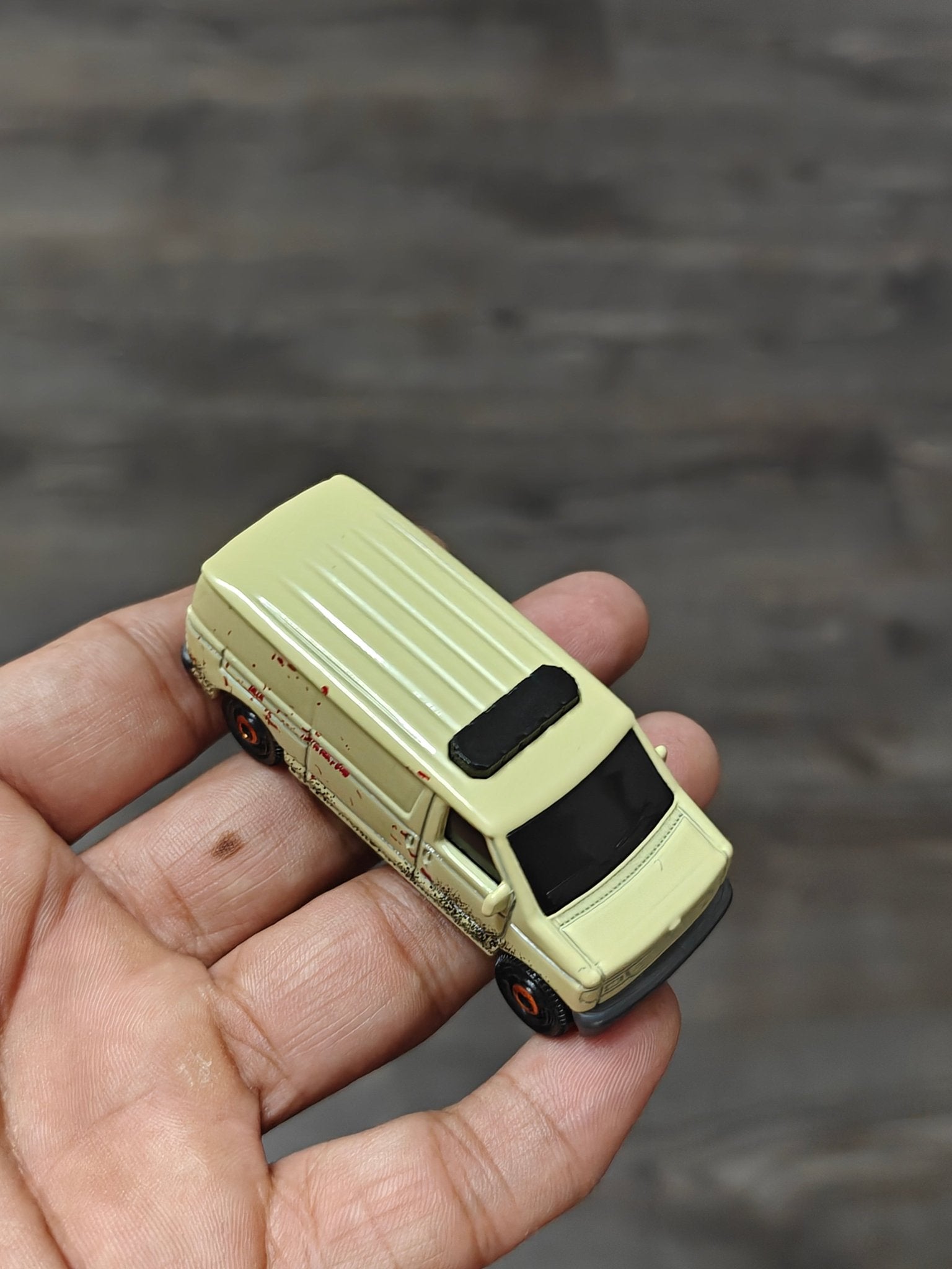 Matchbox Ford Panel Van - Jurassic World Rebirth (Uncarded - New) - Kinder Logs
