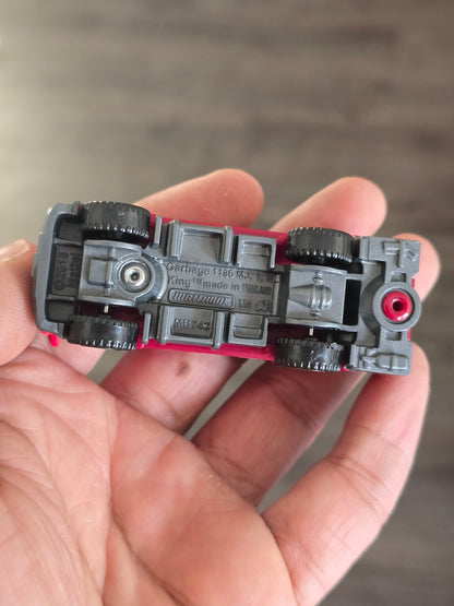 Matchbox Garbage King - Red (Uncarded - New) - Kinder Logs