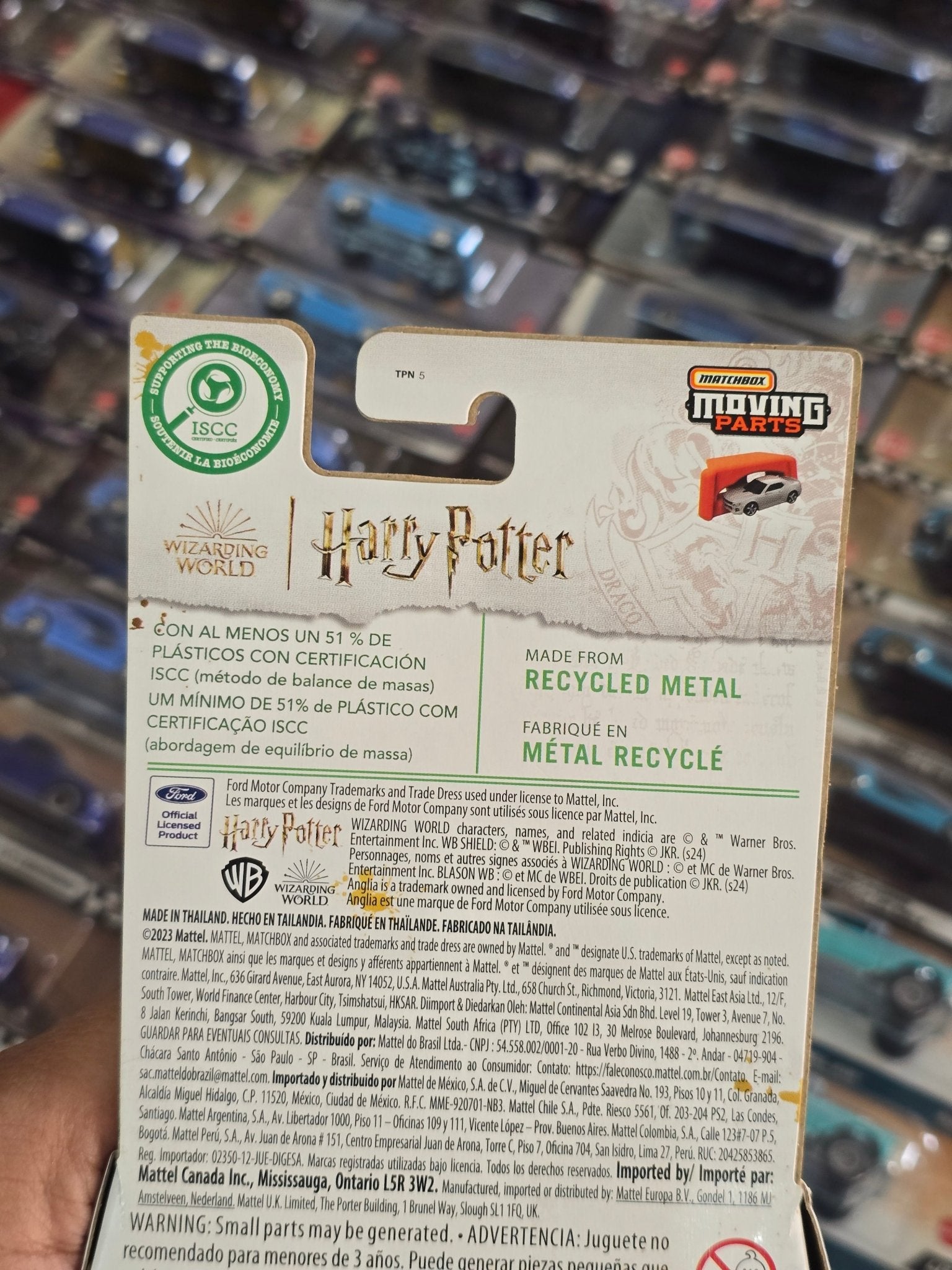 Matchbox Harry Potter Car - Moving Parts 1962 Ford Anglia (Imported) - Kinder Logs