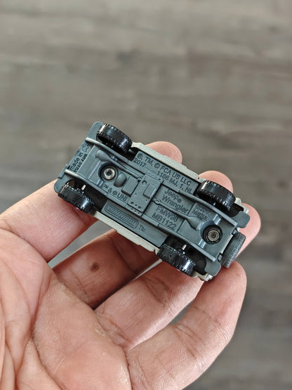 Matchbox Jeep Wrangler 12 - Jurassic World Rebirth (Uncarded - New) - Kinder Logs