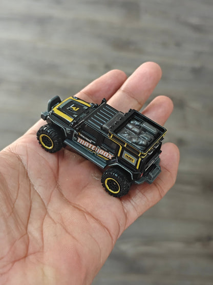Matchbox Jeep Wrangler Superlift - Black (Uncarded - New) - Kinder Logs