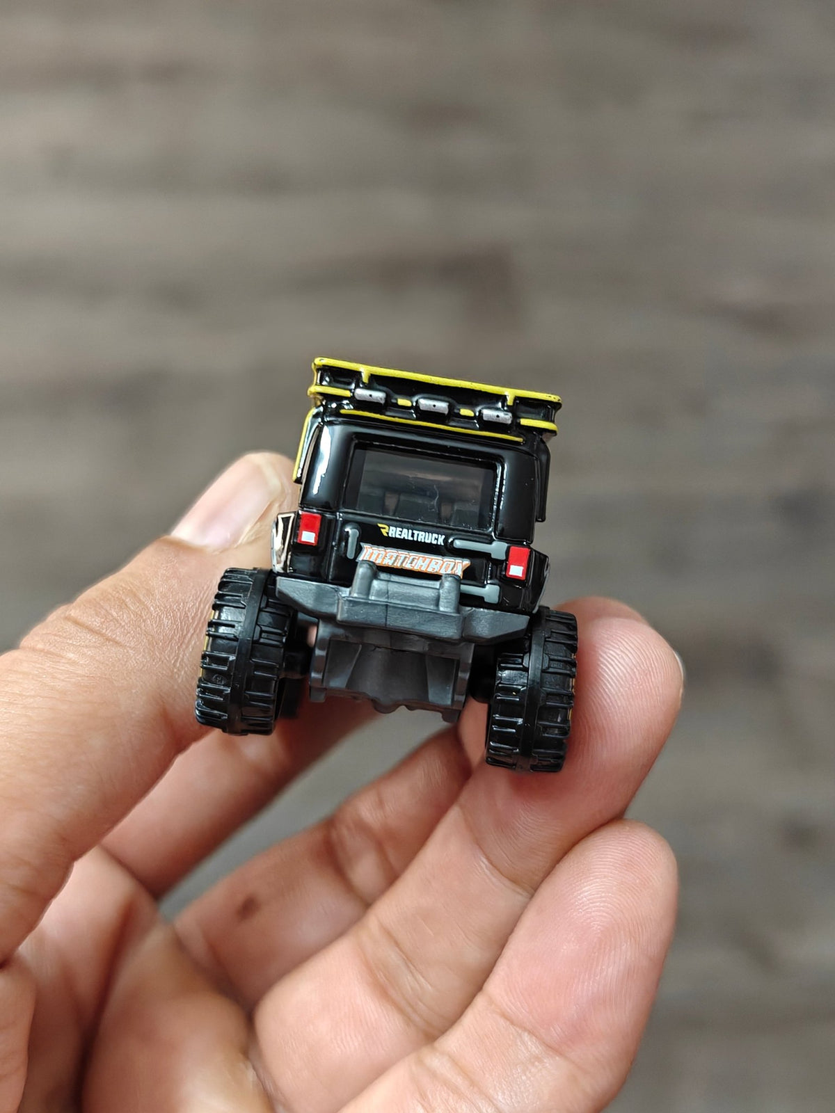 Matchbox Jeep Wrangler Superlift - Black (Uncarded - New) - Kinder Logs