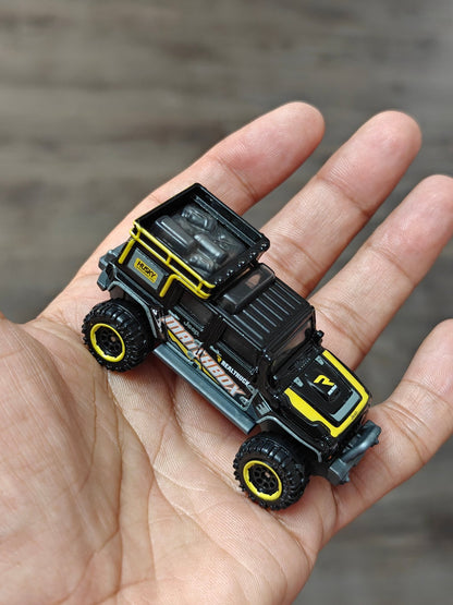 Matchbox Jeep Wrangler Superlift - Black (Uncarded - New) - Kinder Logs